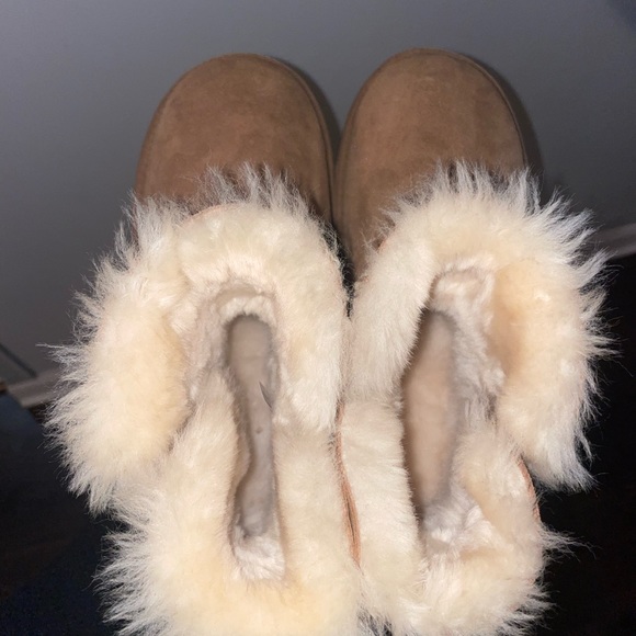 UGG - Mini Bailey Button II Genuine Sherling Boot - Chestnut - Women - Picture 4 of 10